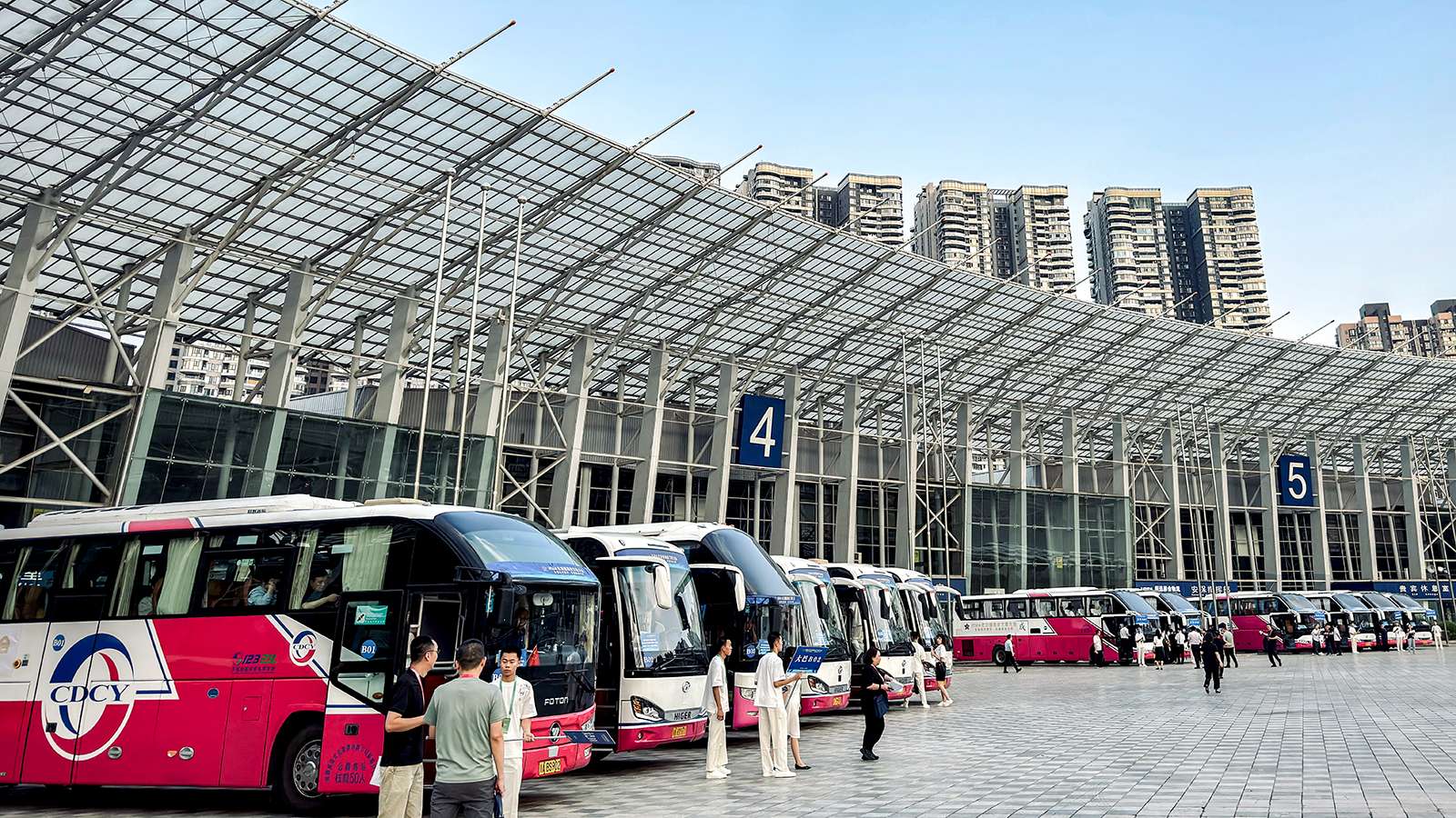2121非凡长运运贸司顺利实现2024年中国网络文化大会运输保险工作